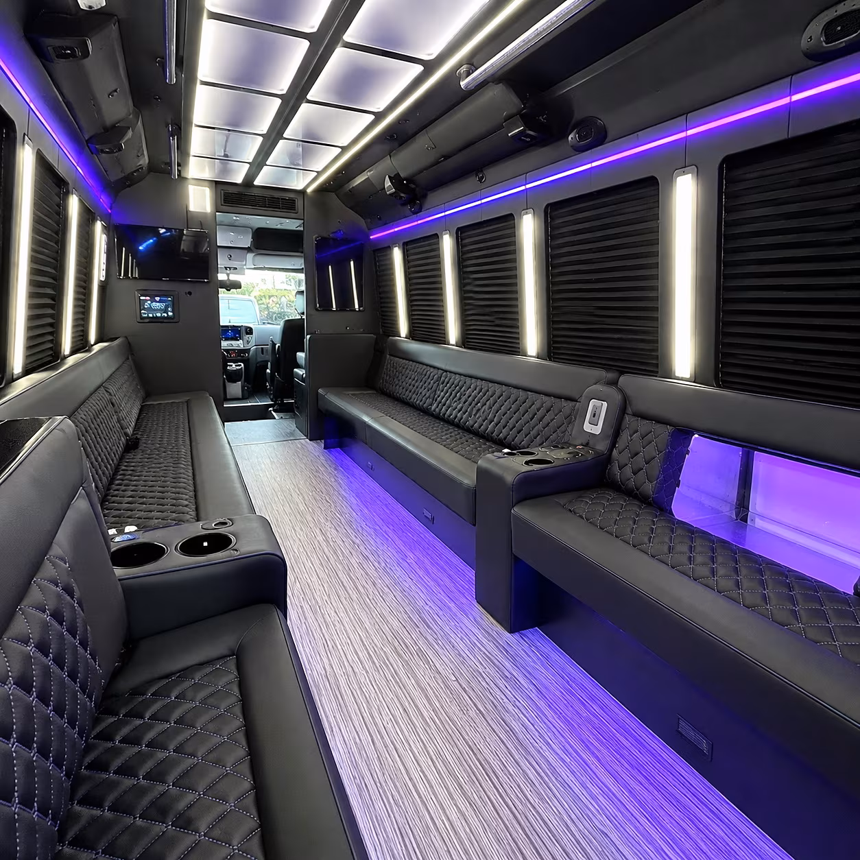 Huntsville Birthday, Sweet 16, & Quinceañera Transportation party bus interior