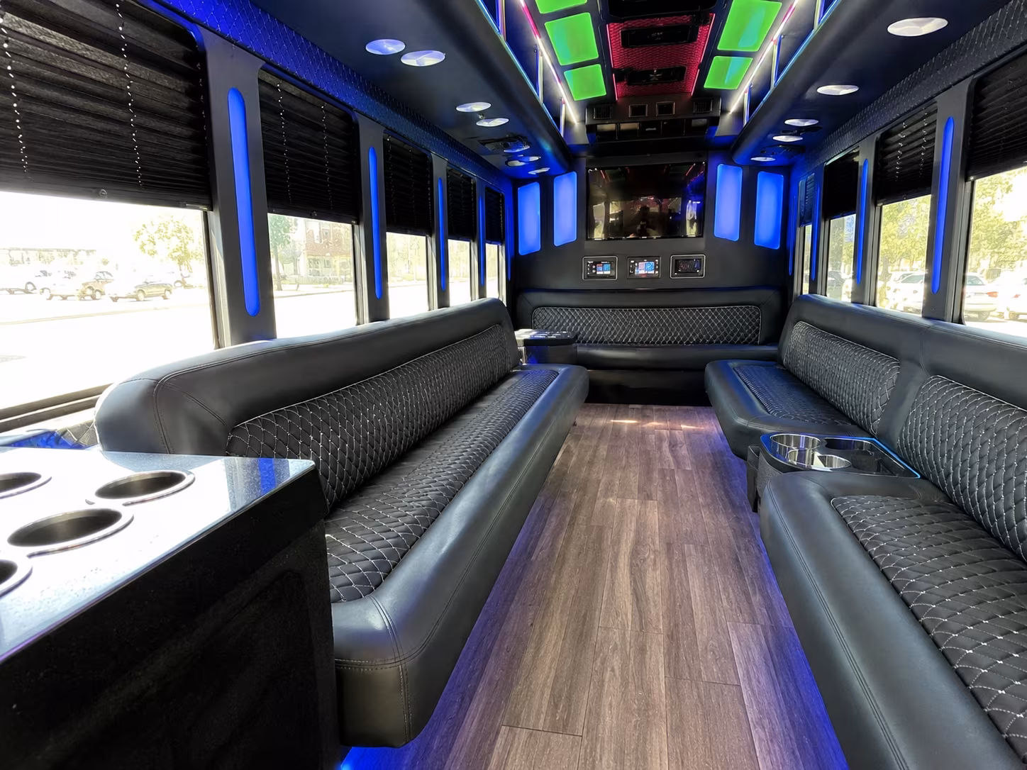 Huntsville Birthday, Sweet 16, & Quinceañera Transportation party bus interior