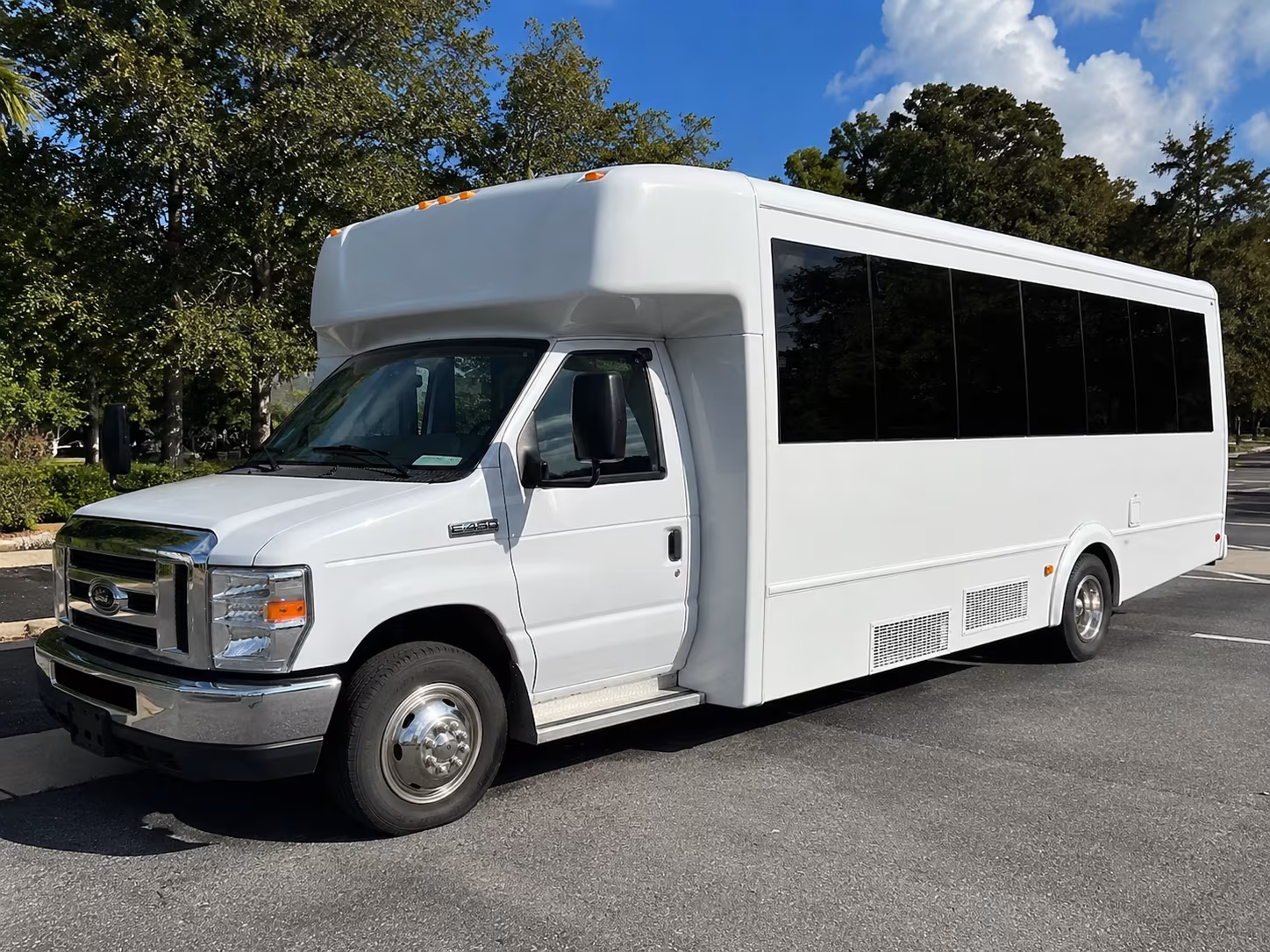 Nashville Birthday, Sweet 16, & Quinceañera Party Bus Rentals